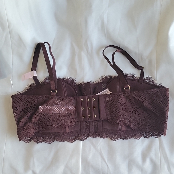 Lace Bralette in Purple - Picture 3 of 5